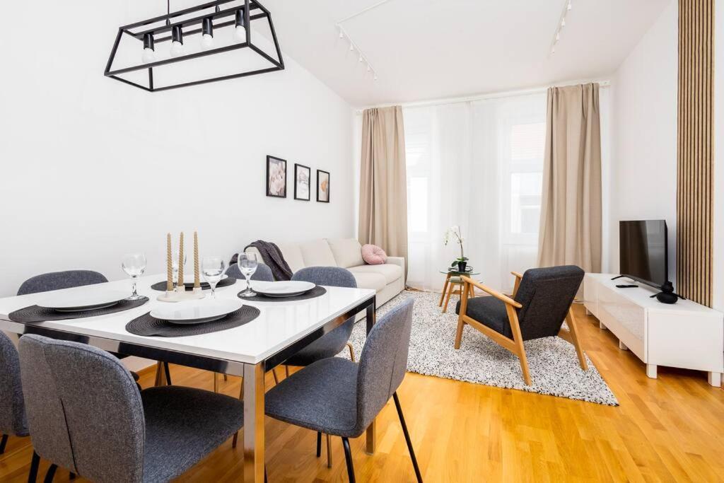 Orestaliving - 2Br On The Danube Canal Відень Екстер'єр фото